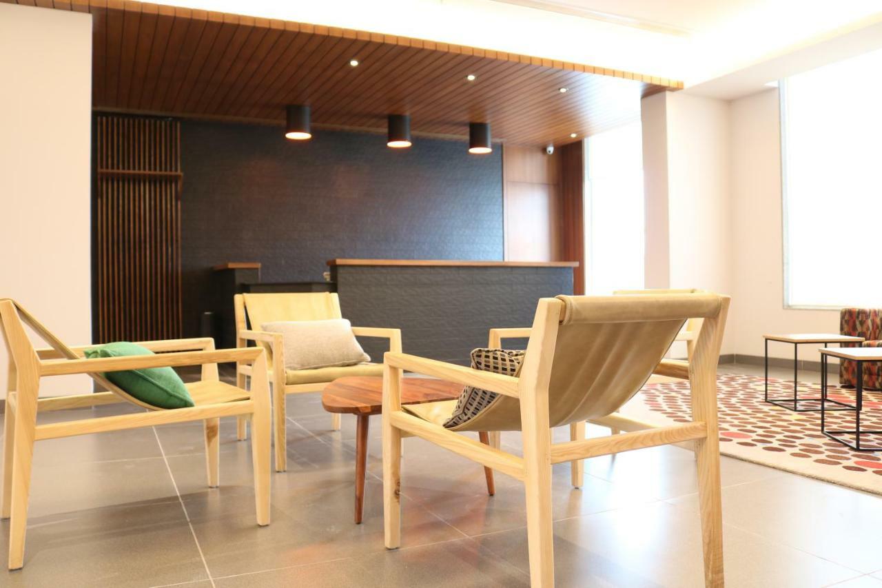 Ginger Sanand Otel Dış mekan fotoğraf